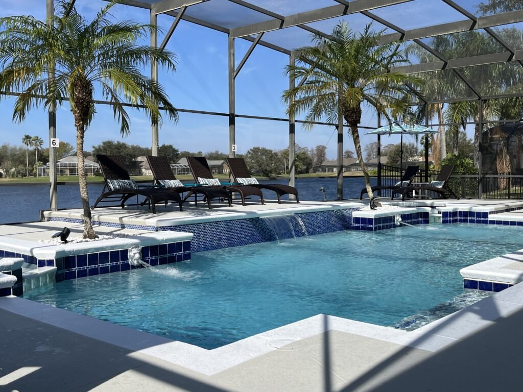 Lakeview Retreat Formosa Gardens, pool with view of lake