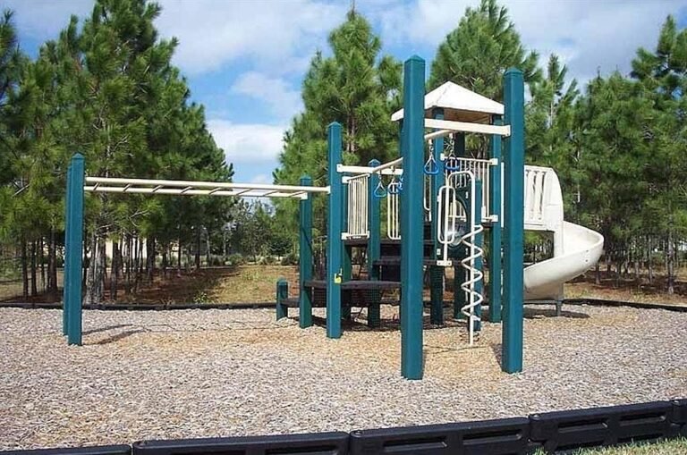 Highlands Community kiddie area